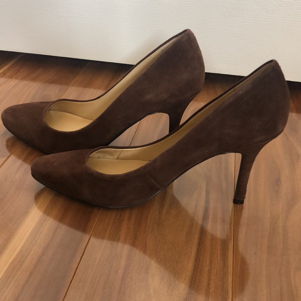 Ralph Lauren Brown Suede Pumps - Picture 4 of 4